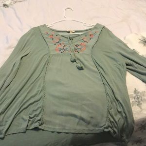 reCreation green flowy long sleeve blouse